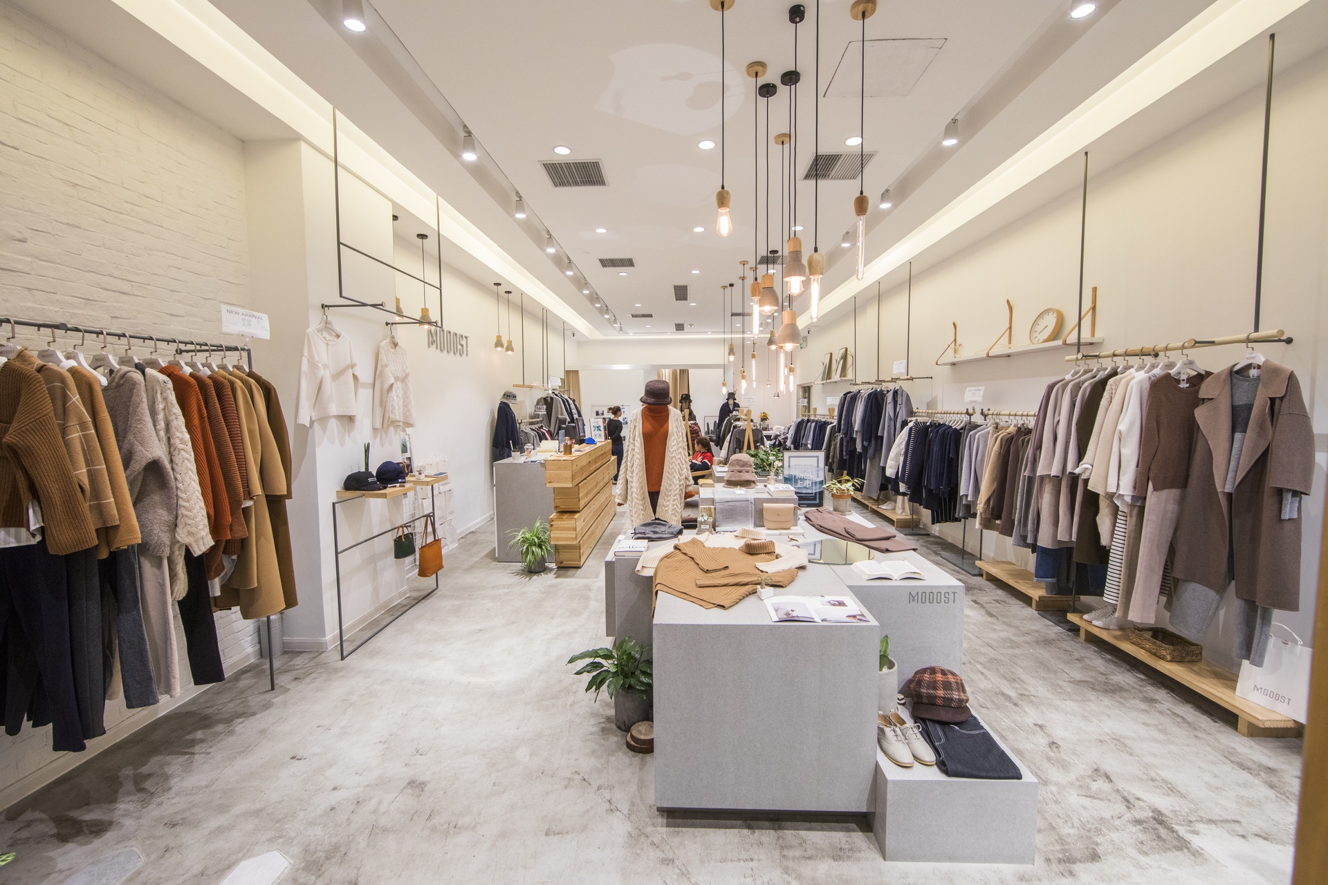 高價(jià)值品牌策劃之高價(jià)值品牌三階段經(jīng)營(yíng)