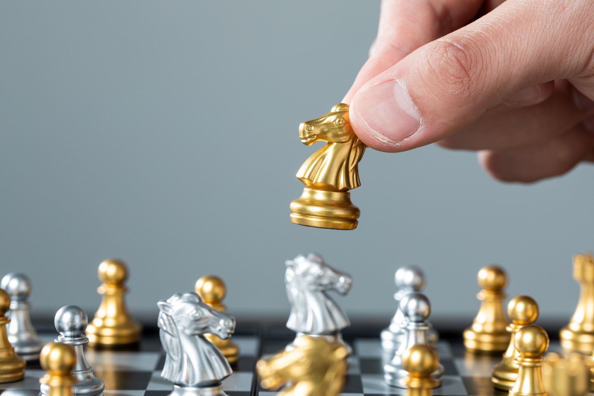 產業競爭戰之點亮縱向式產業競爭“三大屬性”