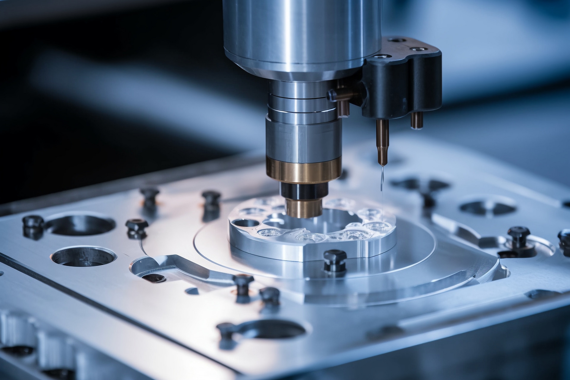 產業競爭戰之提升企業經營效率三路徑